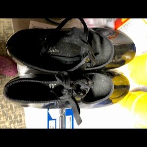 Girls. Size 13. Tap shoes. Like new